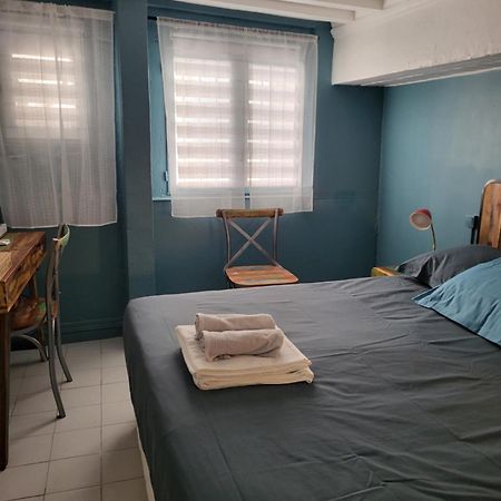 2 Pieces Avignon Intramuros Place Pie المظهر الخارجي الصورة
