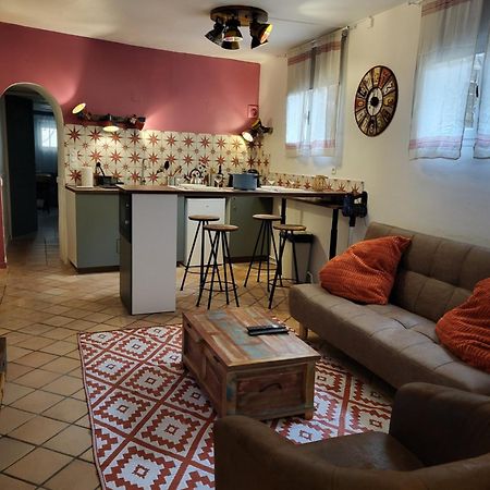 2 Pieces Avignon Intramuros Place Pie المظهر الخارجي الصورة