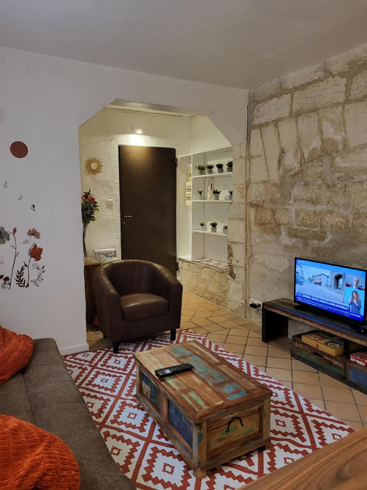 2 Pieces Avignon Intramuros Place Pie المظهر الخارجي الصورة
